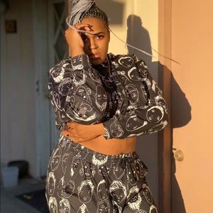 2 piece Pants Set with face pattern